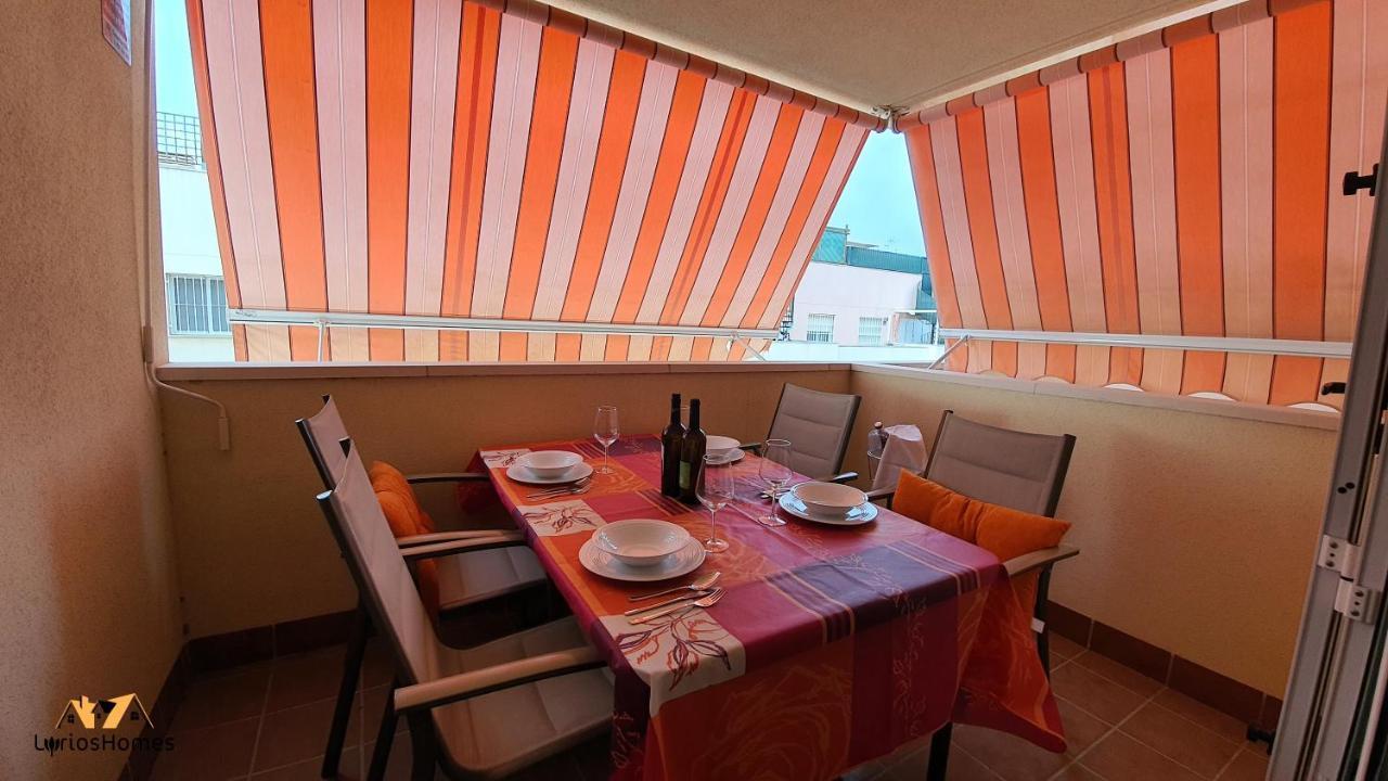 Lyrioshomes Beach Roquetas De Mar , Piscina Y Parque Infantil Exterior foto